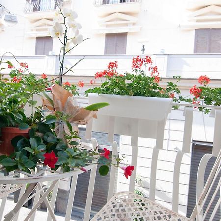 Готель Relais Bijoux Napoli Екстер'єр фото