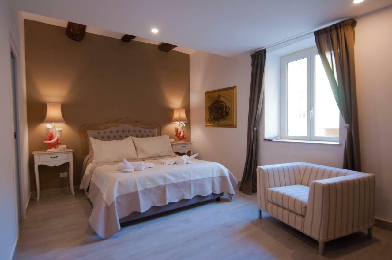 Готель Relais Bijoux Napoli Екстер'єр фото